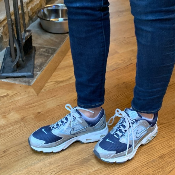 Women’s Nike running shoe-Zoom Air 20 size9.5 - Picture 7 of 9